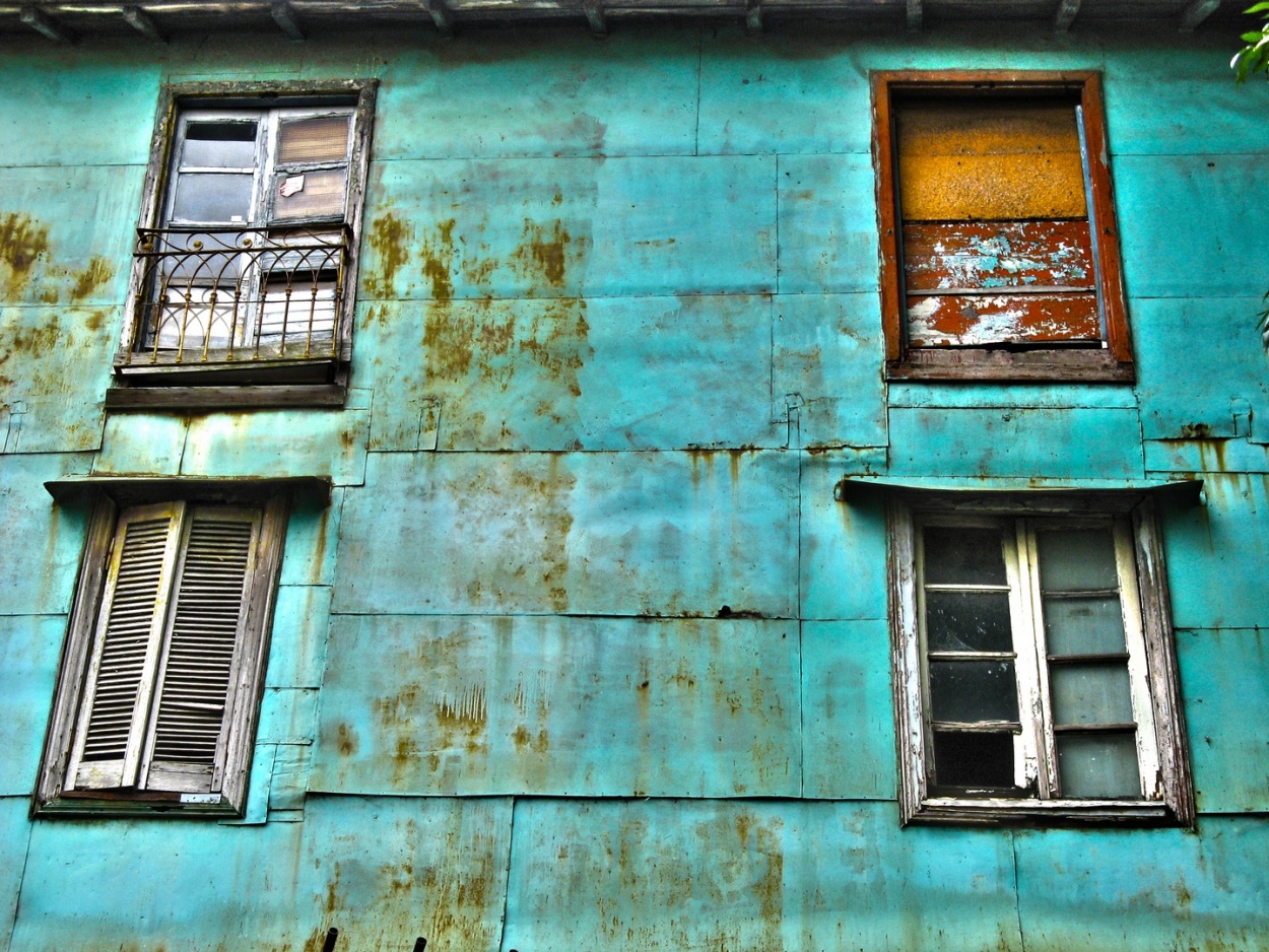 "Las ventanas del conventillo" de Carlos D. Cristina Miguel