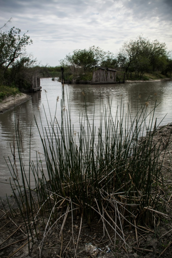 "Vestigios de un antiquisimo puente" de M. Angeles Colla