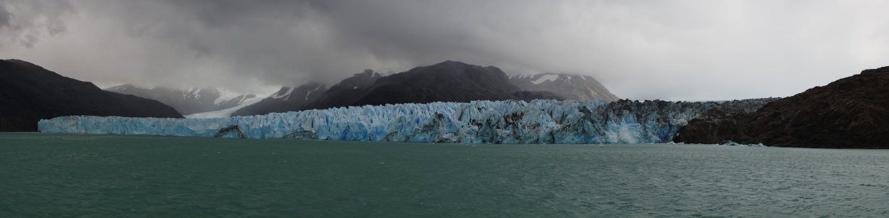 "glaciar Ohiggins" de Ruben Alex Villarroel