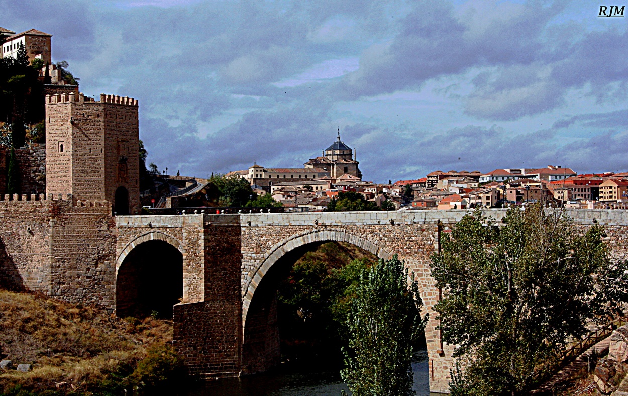 "toledo" de Roberto J Marina