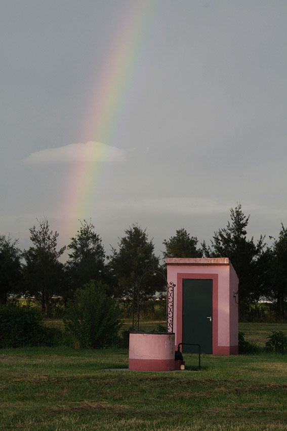 "mirando el arco iris" de Vernica Dana