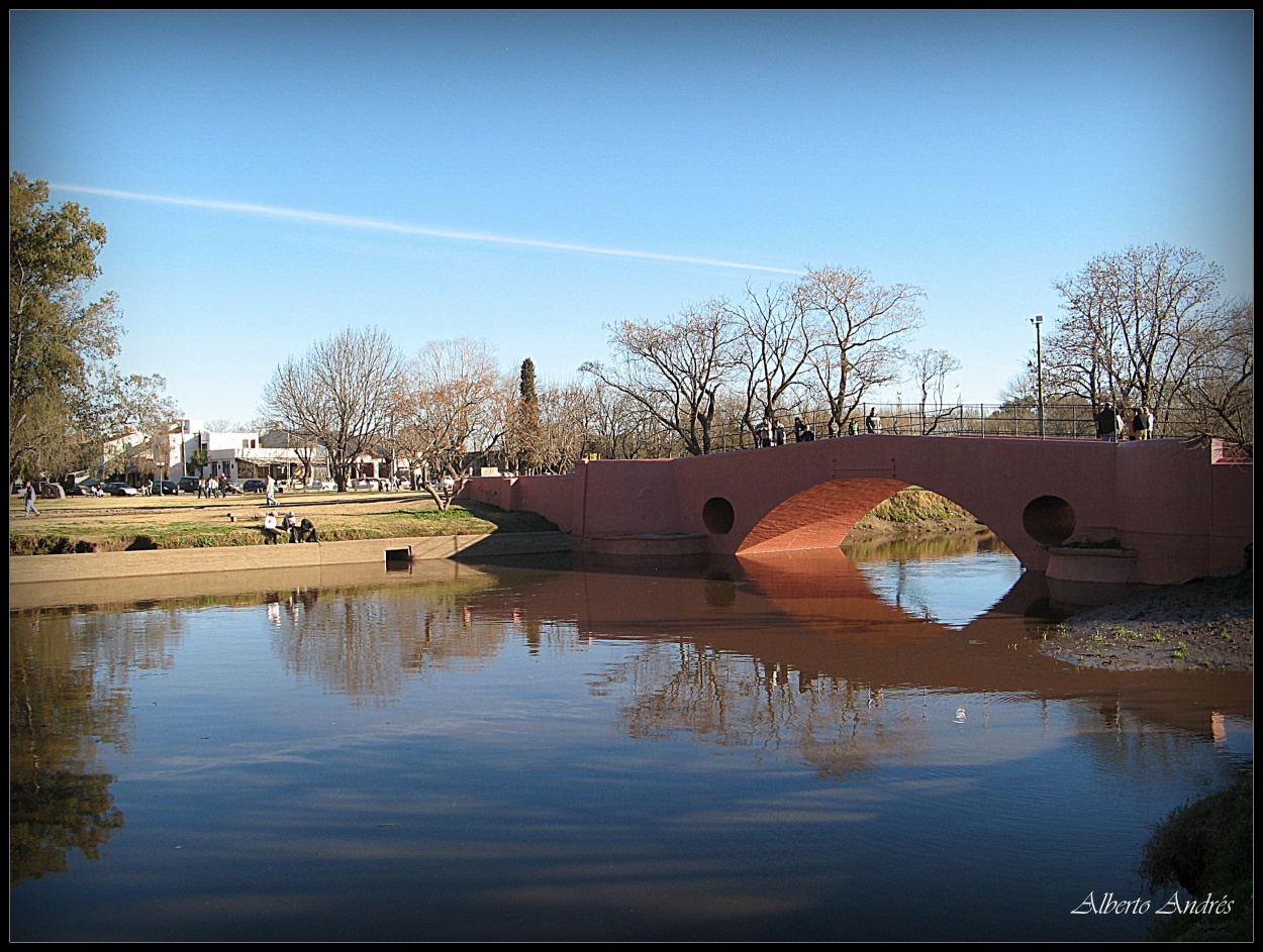 "El Puente Viejo" de Alberto Andrs Melo