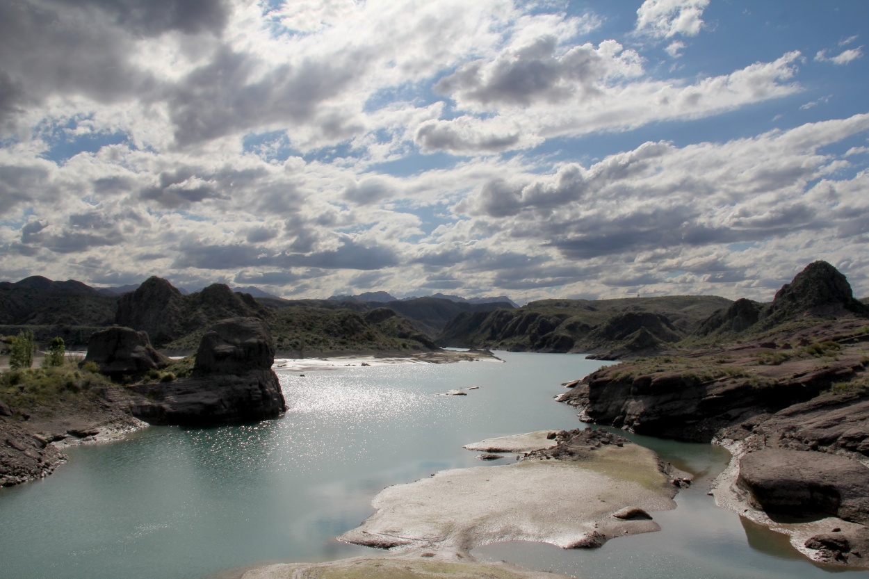 "Embalse El Tigre" de Juan Carlos Barilari