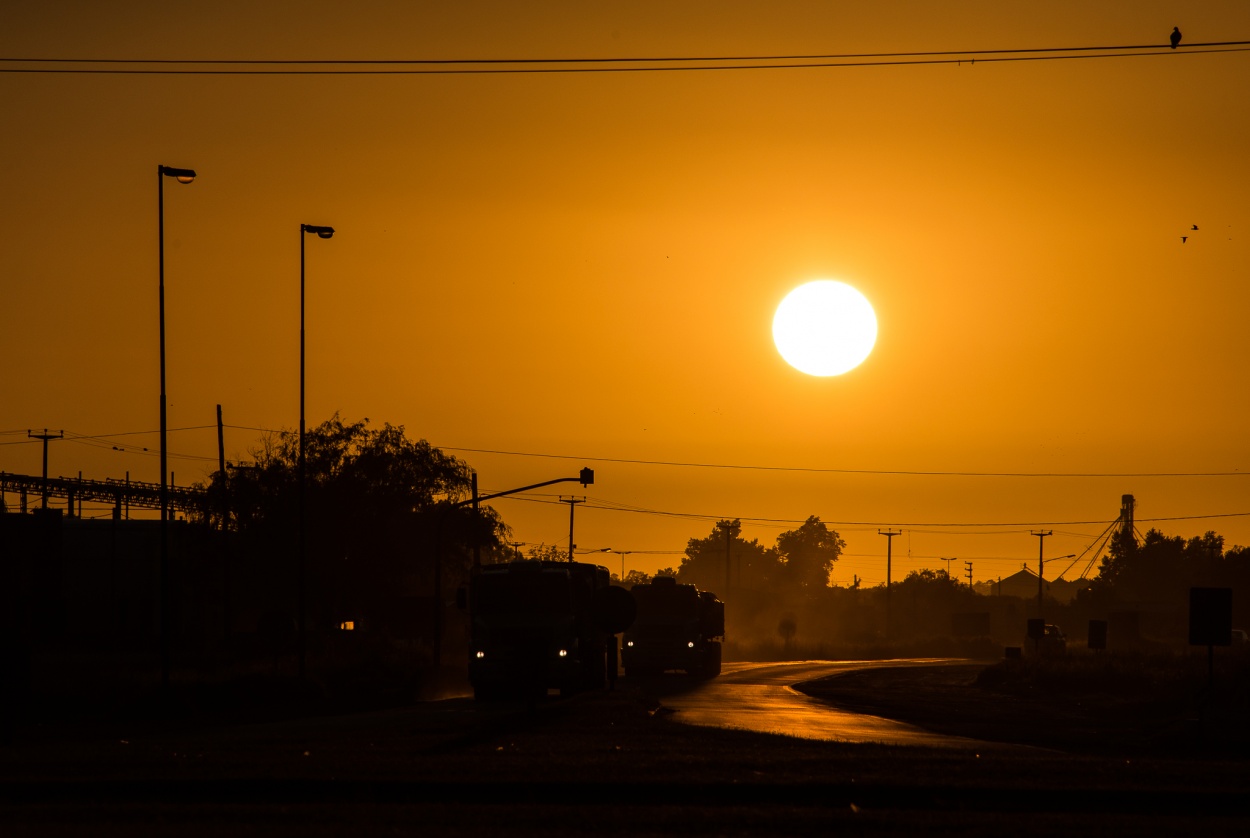 "Amanece en la ruta" de Fernando Valdez Vazquez