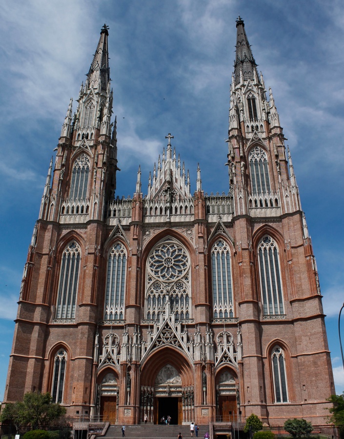 "Catedral de La Plata" de Julio Gustavo Vergara