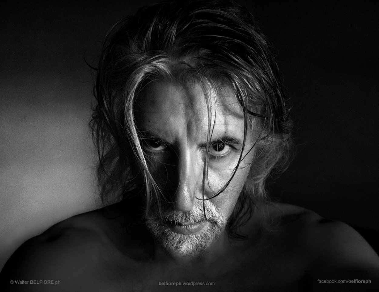 "Autorretrato" de Walter Belfiore