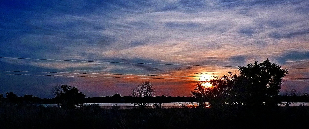 "ocaso II (unos minutos antes)" de Fernando Oscar Colussi