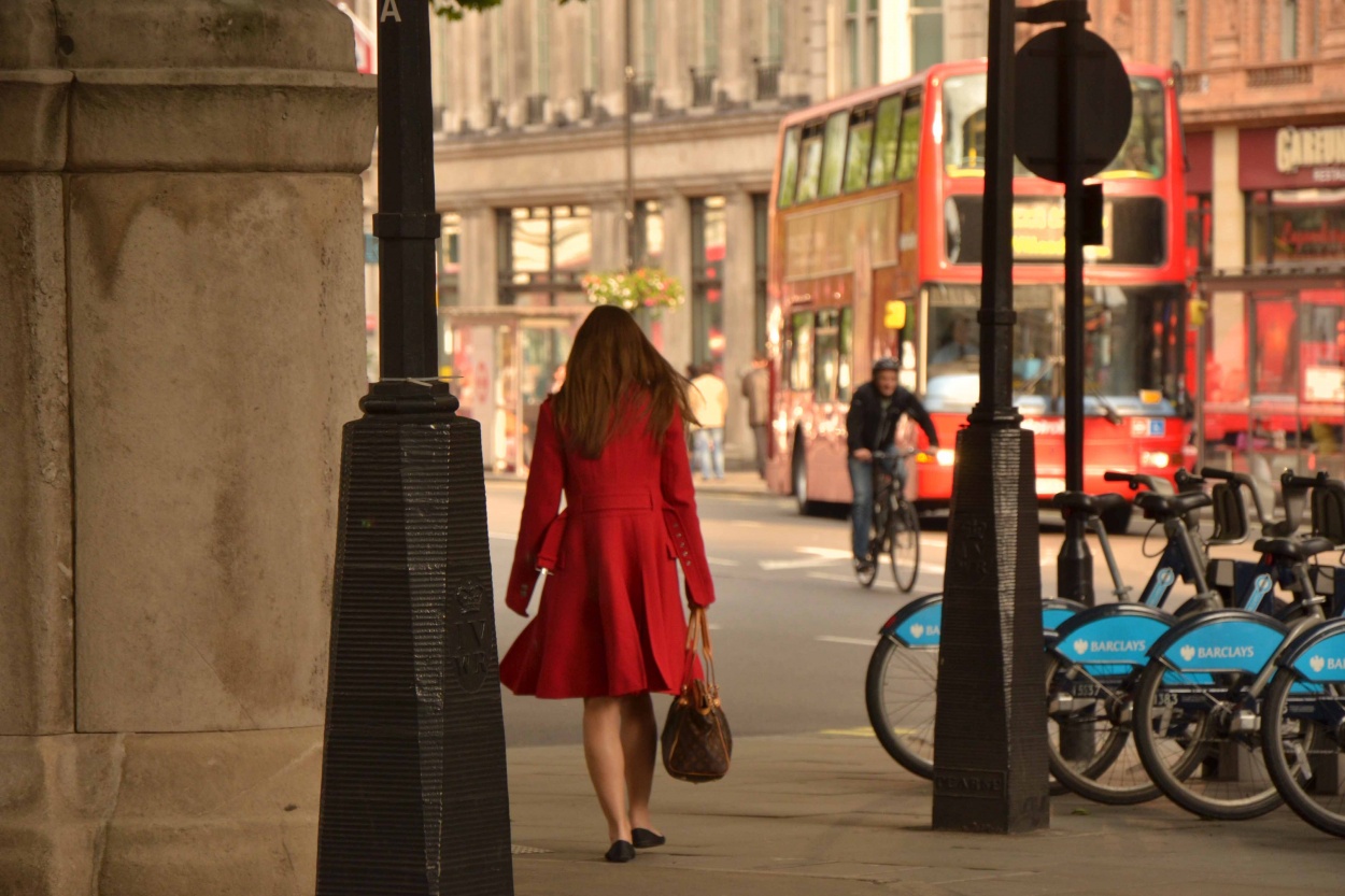 "Lady in red" de Alejandra Sinclair