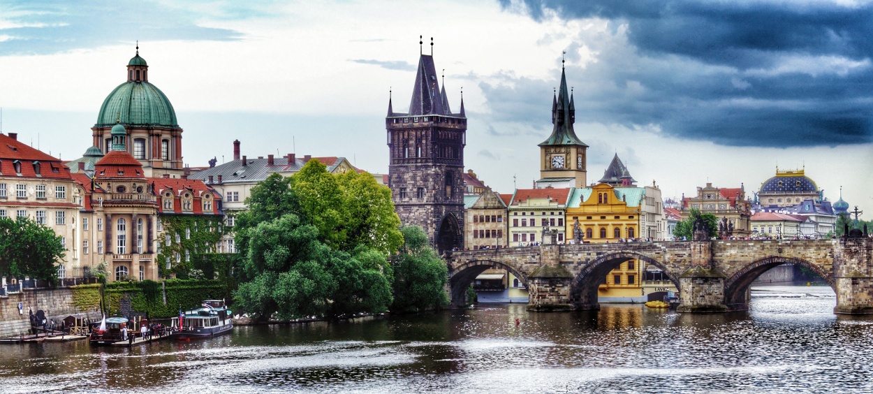 "Puente de Carlos, Praga, Rep. Checa" de Sergio Valdez