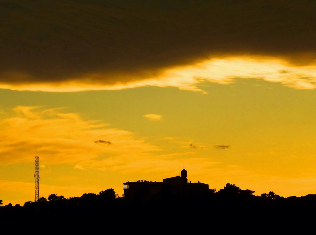 "atardecer" de Pascual Navarro