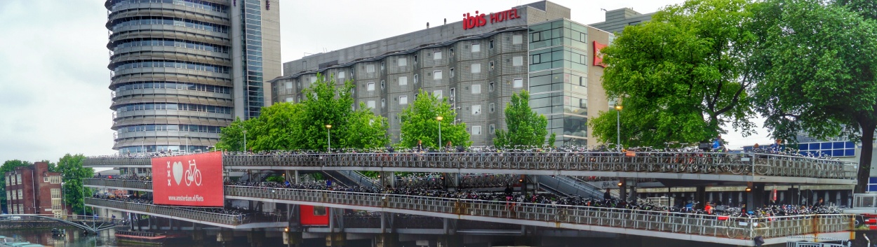 "Amsterdam, la capital mundial de la bicicleta..." de Sergio Valdez