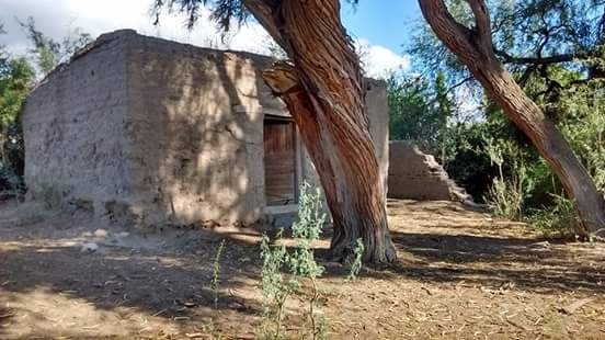 "casa abandona" de Gustavo Erazo