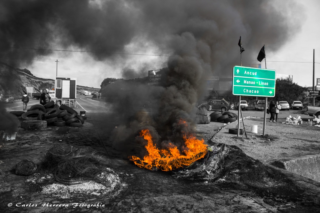 "La noche del Millalobo" de Carlos Herrera Invisible Fotografa