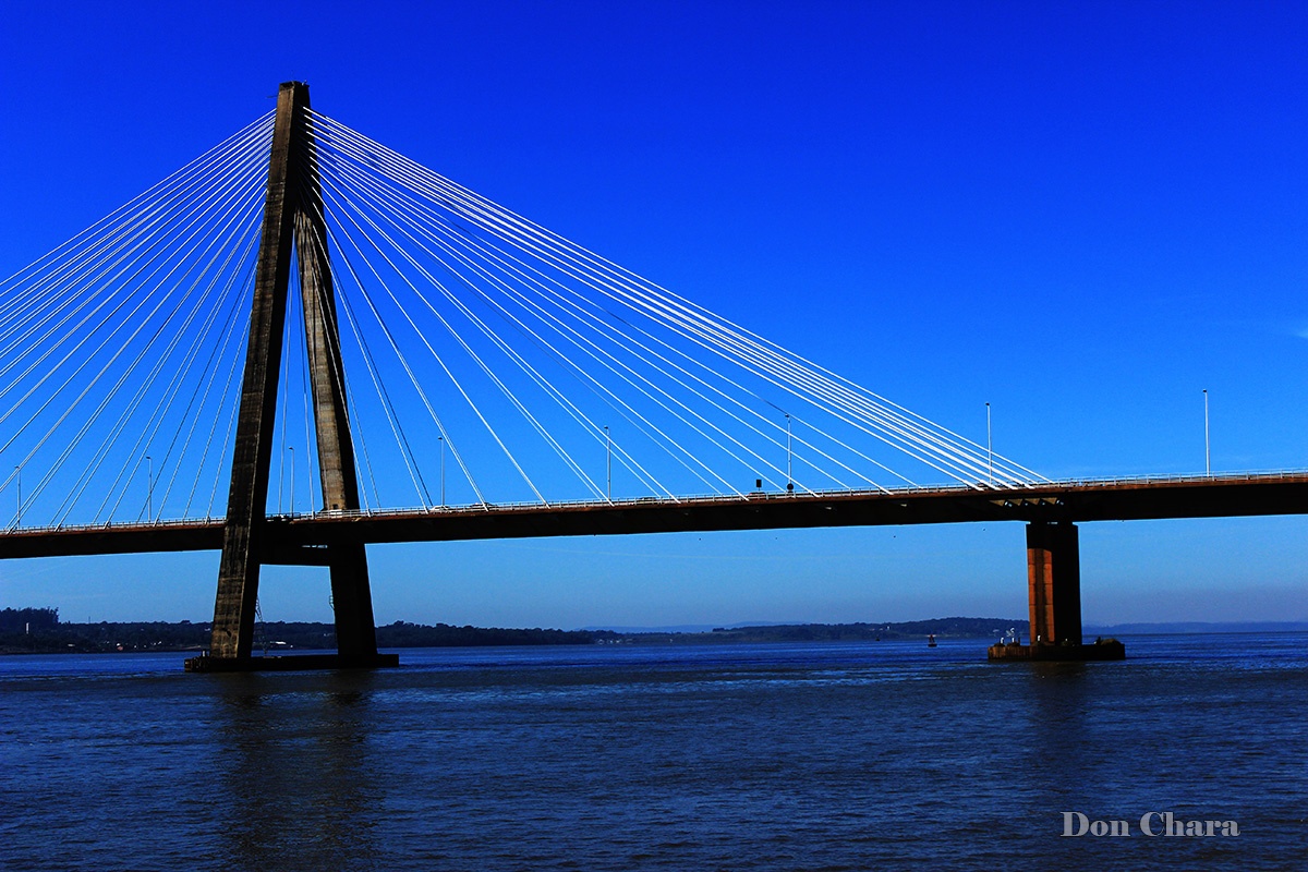 "Puente San Roque Gonzalez de Santa Cruz" de Maximo Alberto Chara