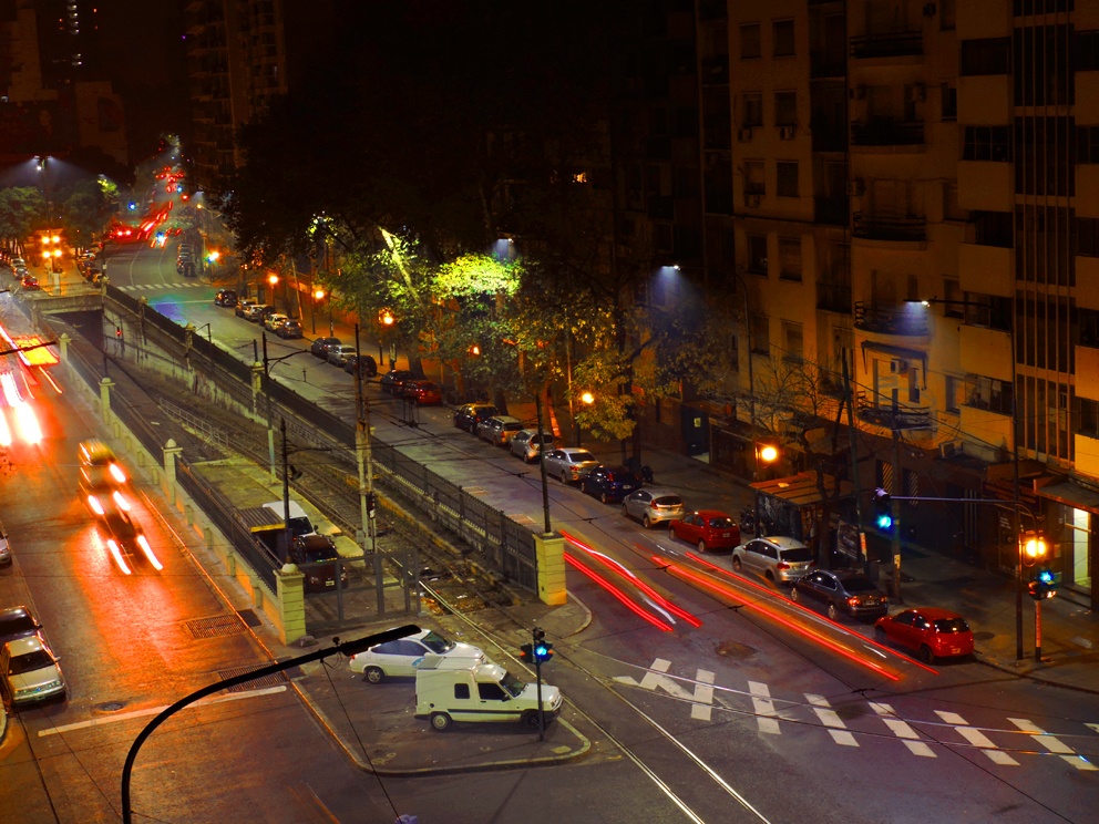 "Caballito de noche" de Miguel Angel Errasti