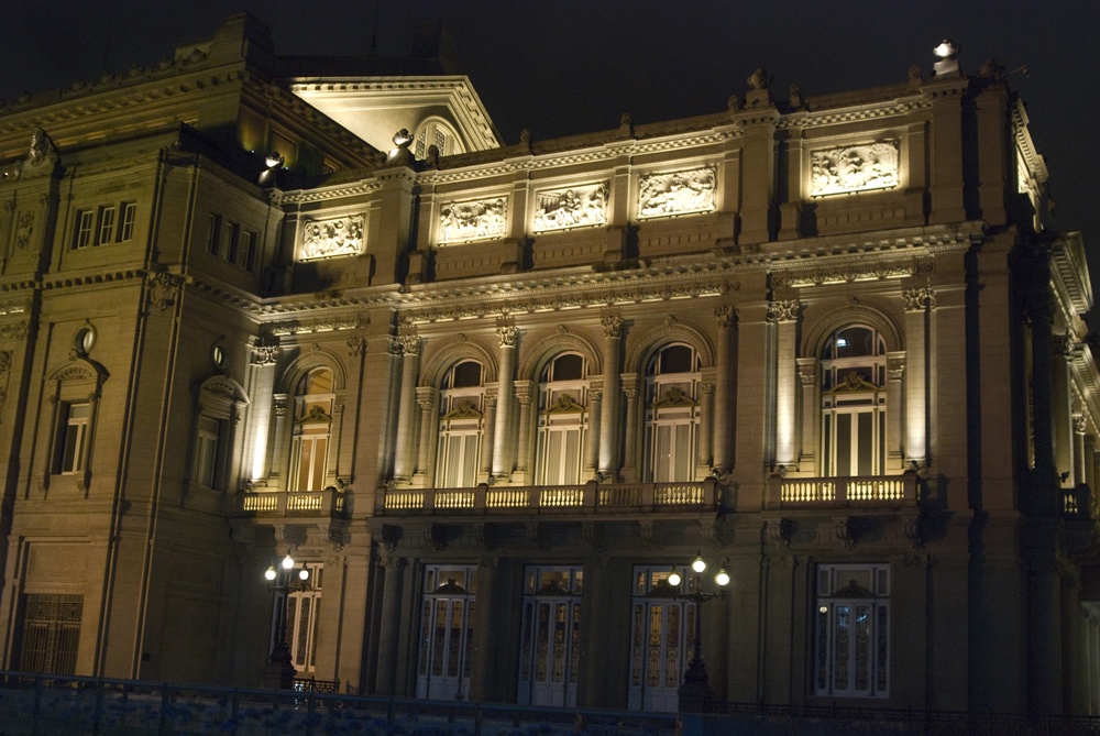 "paseo nocturno" de Ricardo Clodomiro Torres