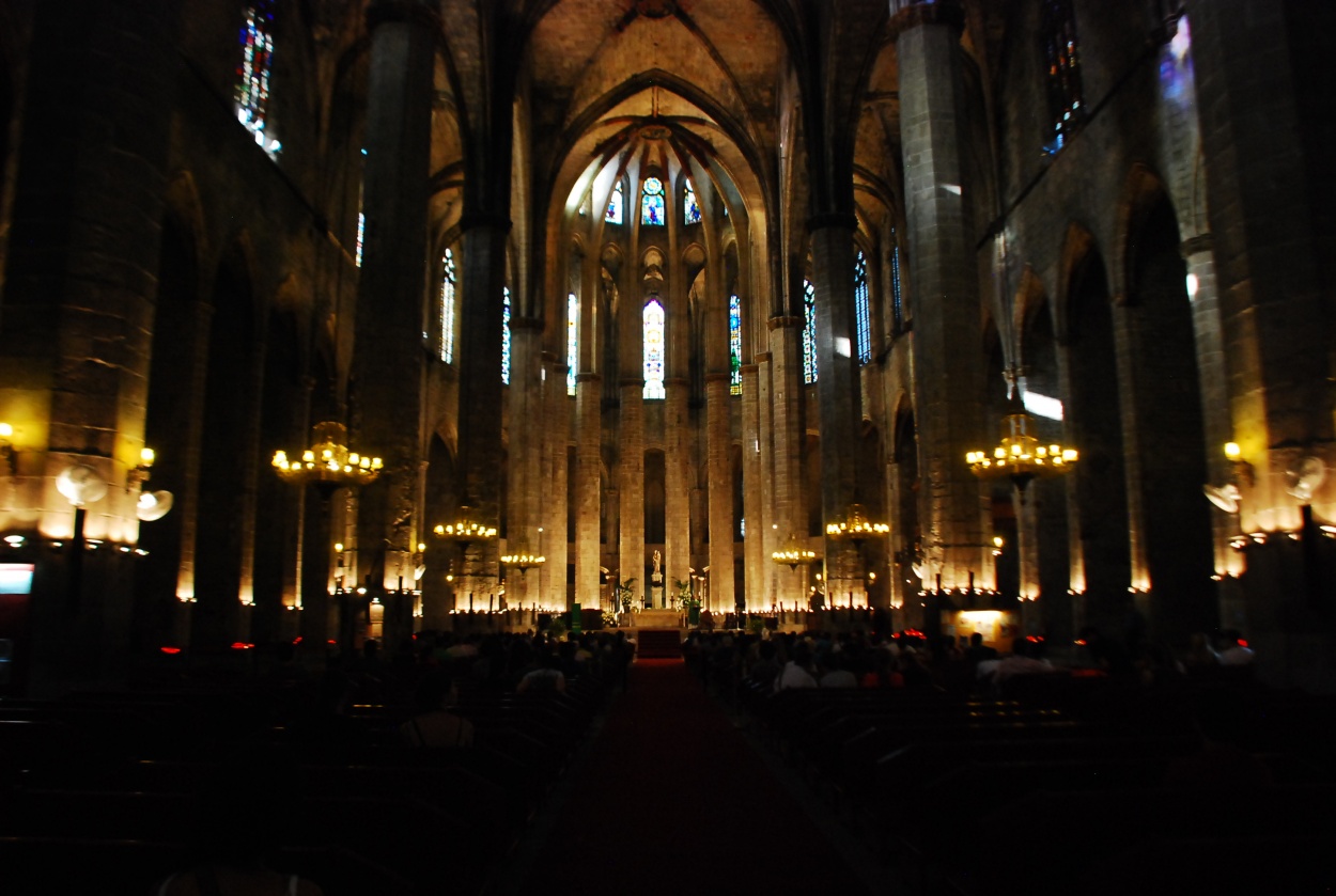 "la catedral" de Pablo Locuratolo
