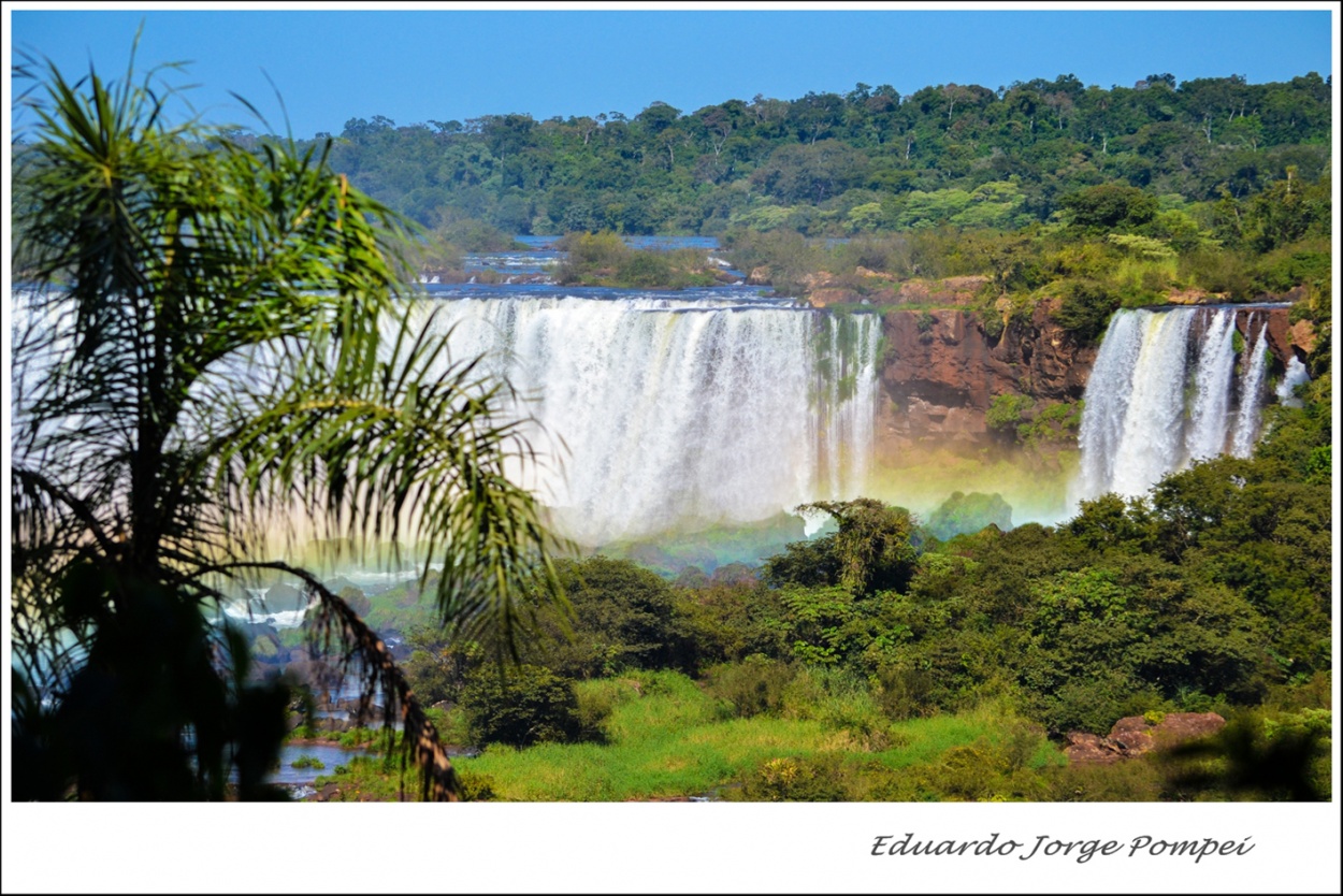 "Cataratas del Iguazu" de Eduardo Jorge Pompei