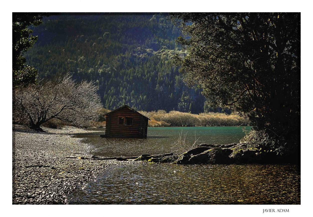 "Lago Puelo" de Javier Adam