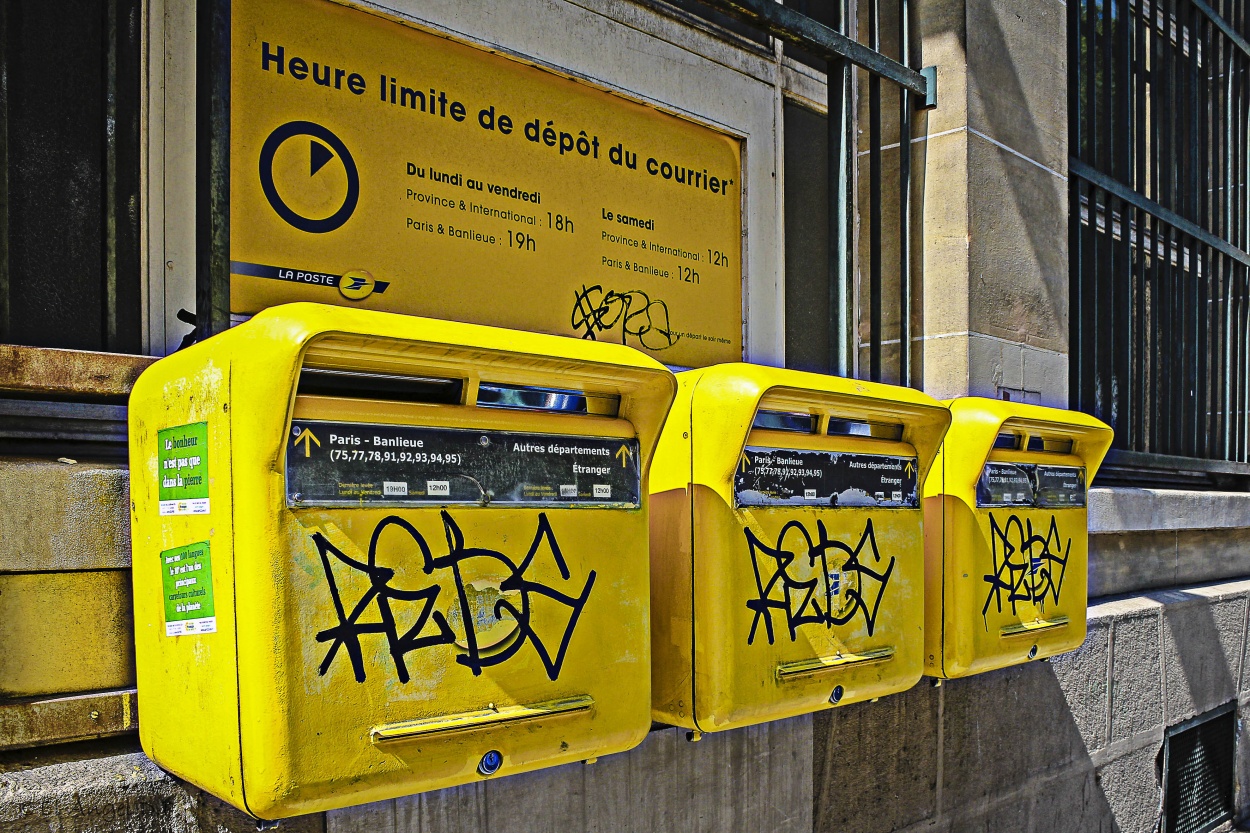 "Mails" de Angel De Pascalis