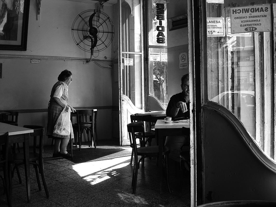 "Bar Roma" de Carlos Ernesto Mamud