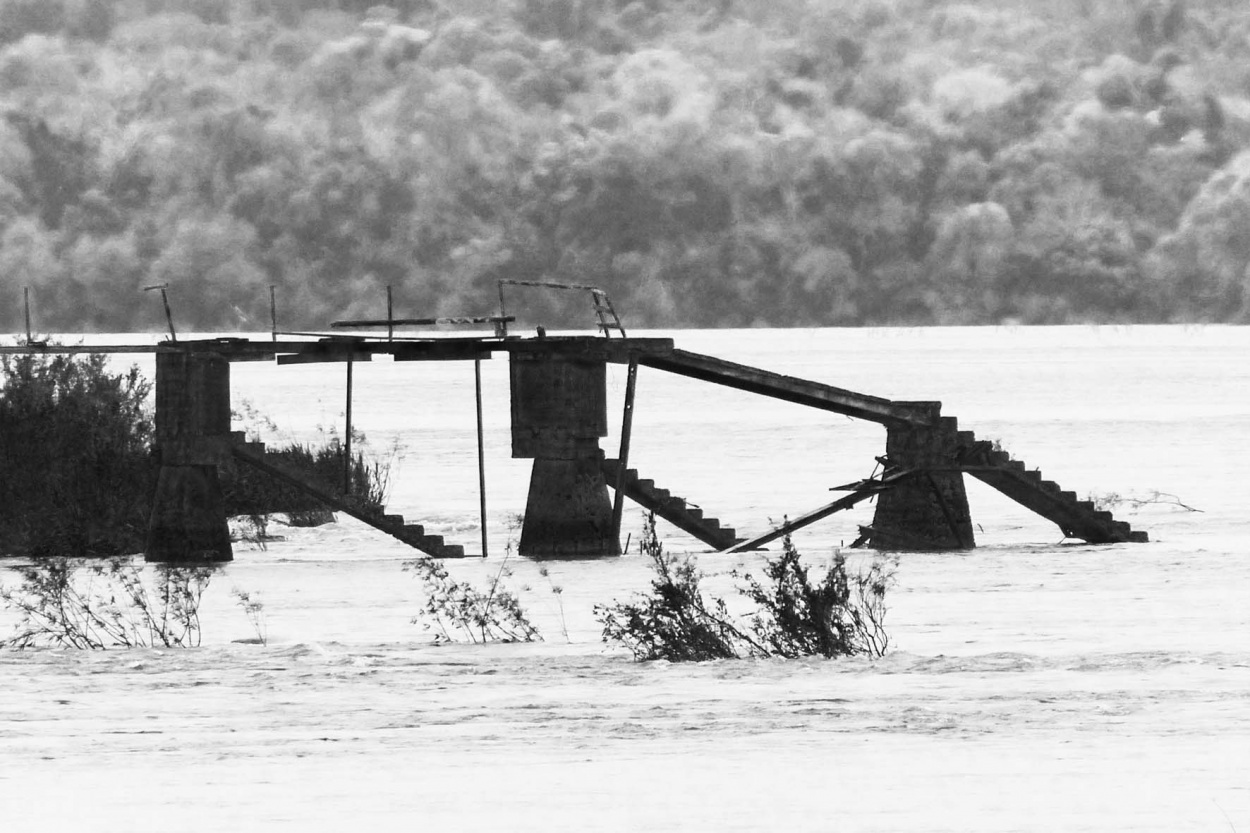 "Escalera al Rio" de Javier Callizo