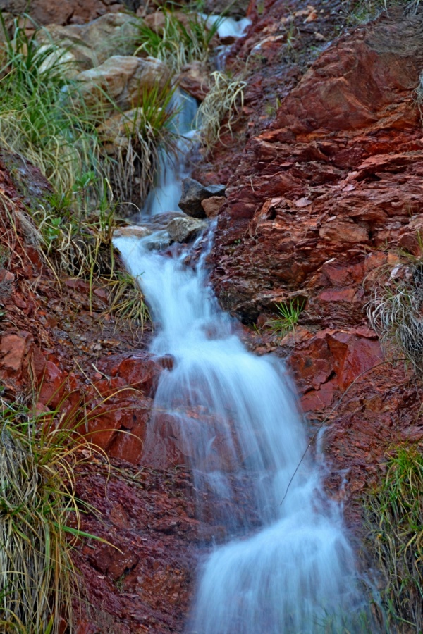 "La cascada" de Carlos D. Cristina Miguel