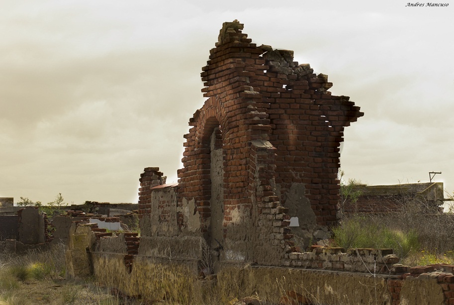 "Ruinas" de Andres Mancuso