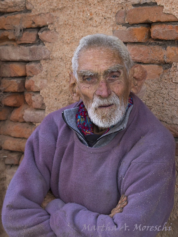 "Esquiva mirada" de Martha A. Moreschi