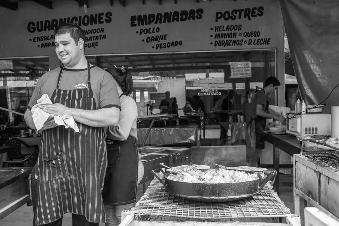 "Lugares que invitan" de M. Angeles Colla