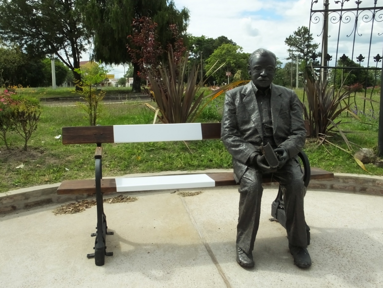 "Homenaje a Mario Benedetti" de Juan Fco. Fernndez