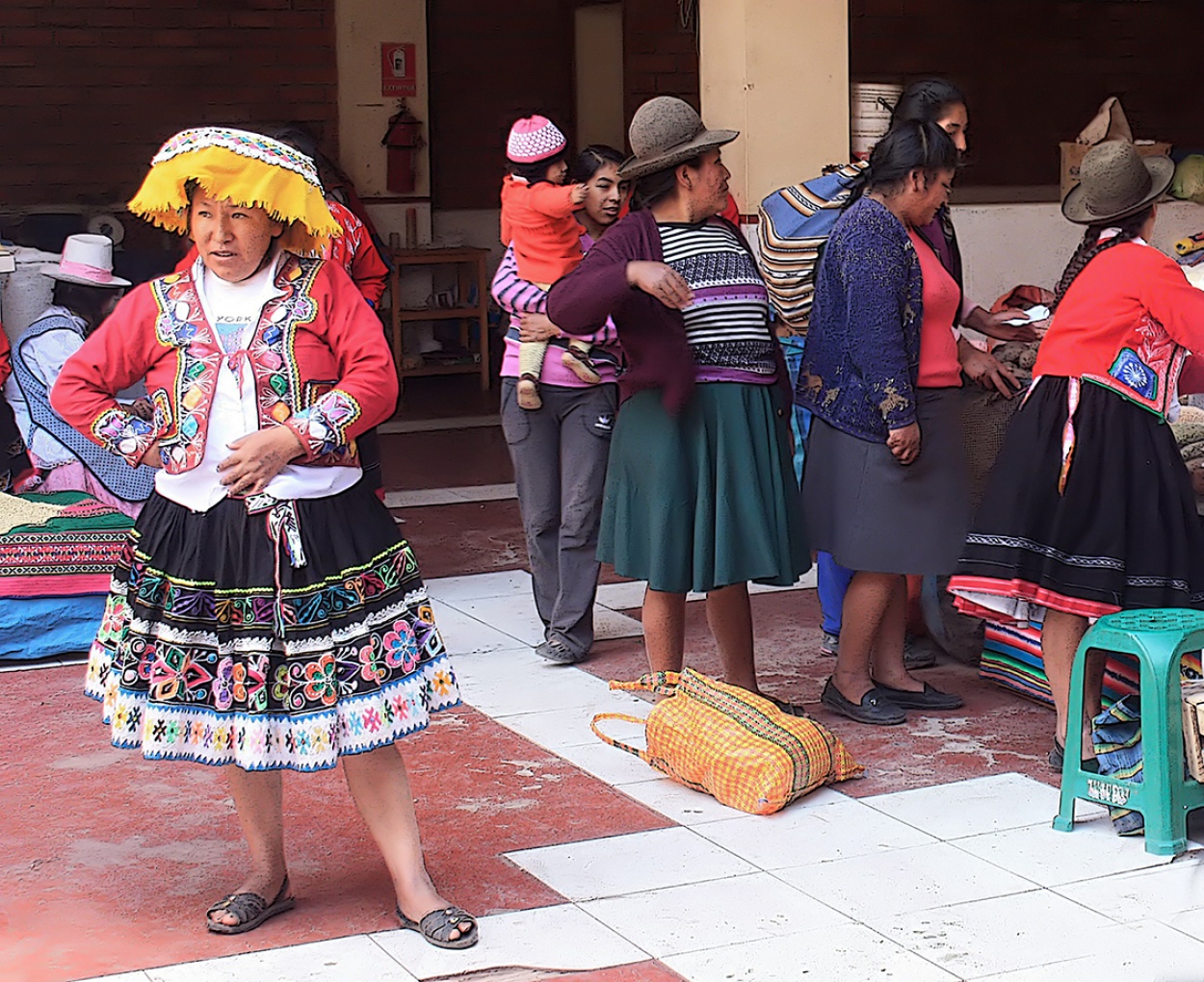 "En el mercado" de Alberto Jara