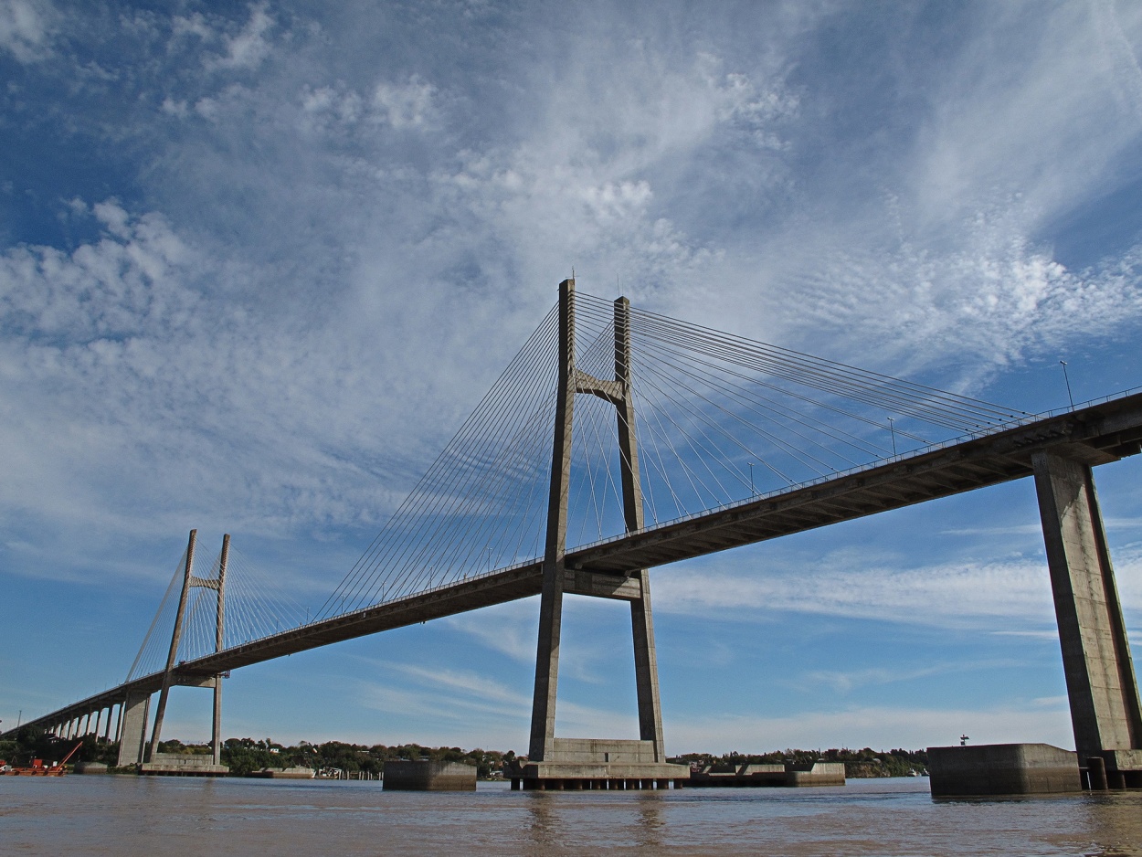 "Puente de unin" de Maria Cristina Silva