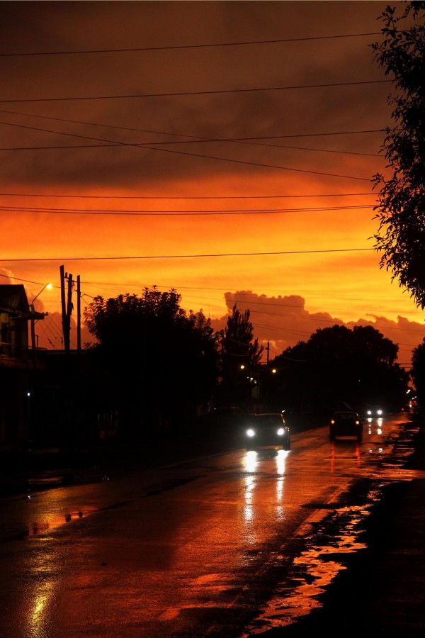 "Atardecer en Los Hornos LP" de Alberto Direnzo