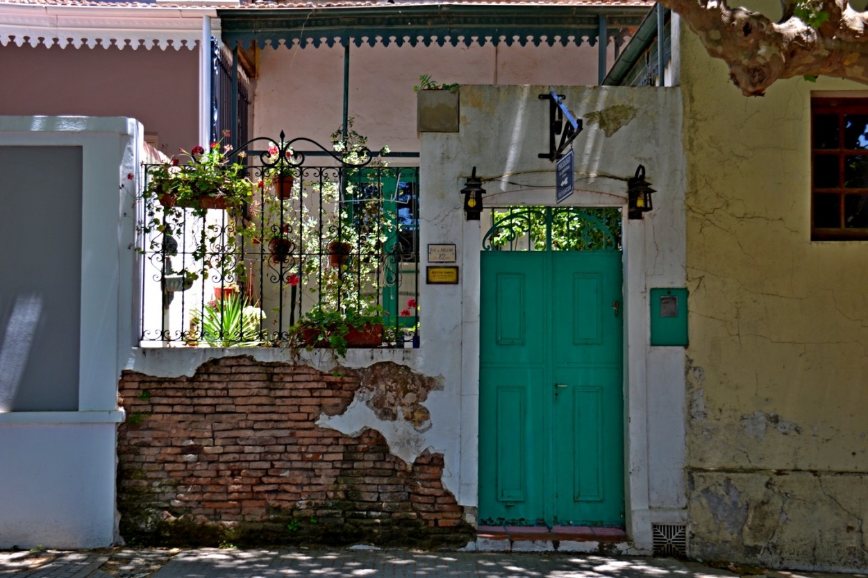 "Una casona de Areco" de Carlos D. Cristina Miguel