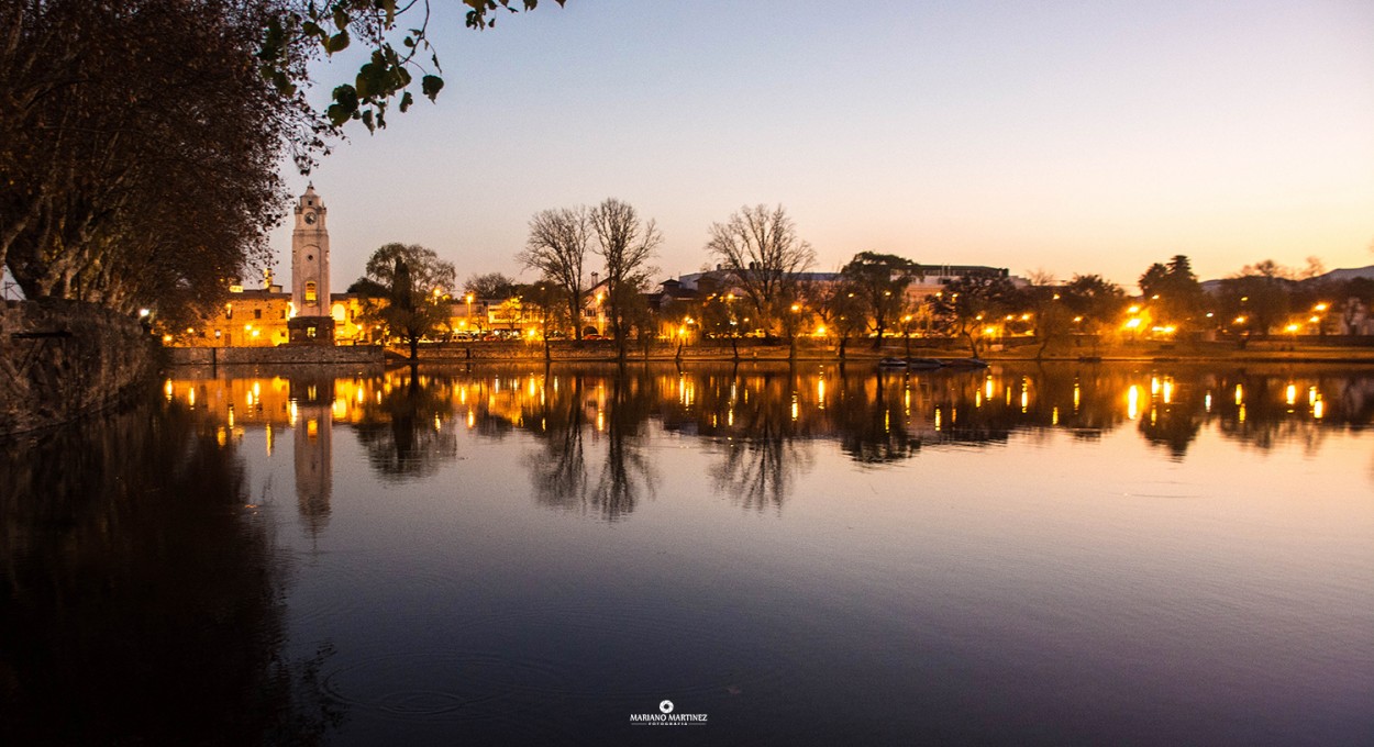 "` Reflejos de Invierno `" de Mariano J Martinez B