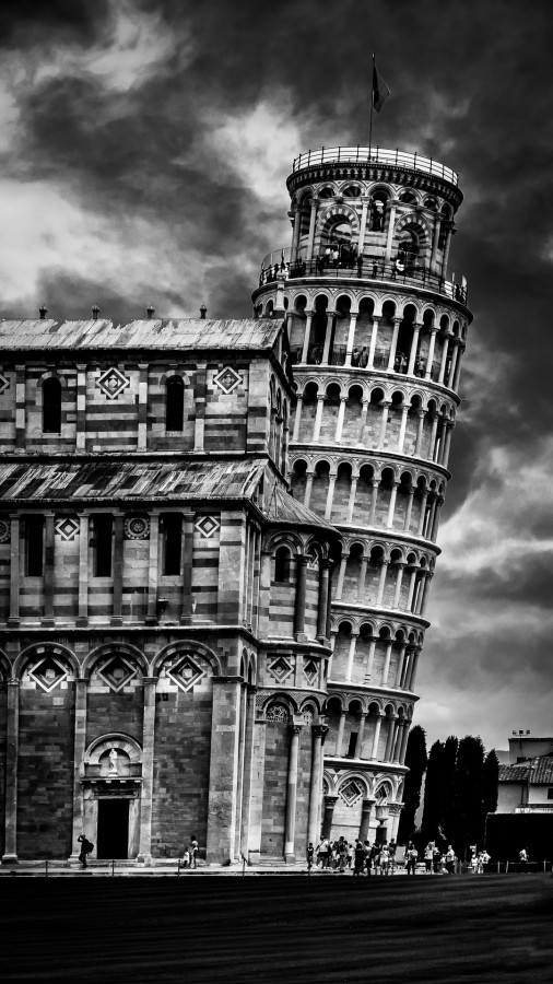 "Torre inclinada de Pisa" de Fernando Muoz