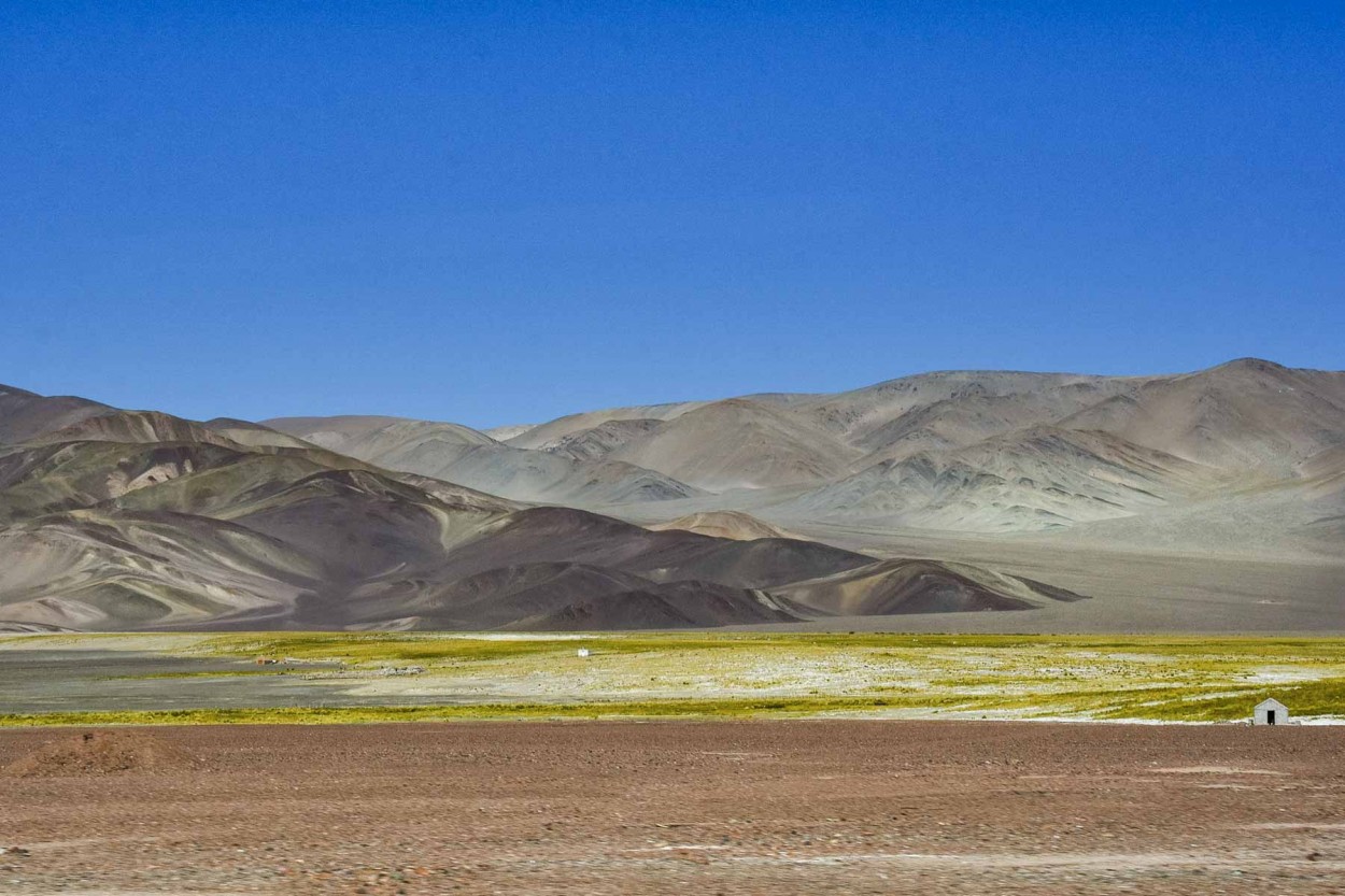 "` EL REFUGIO `" de Graciela Larrama