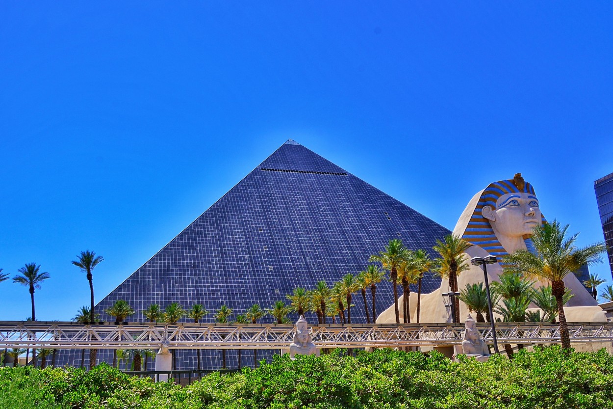 "Egipto en las vegas!!!...luxor las vegas" de Sergio Valdez