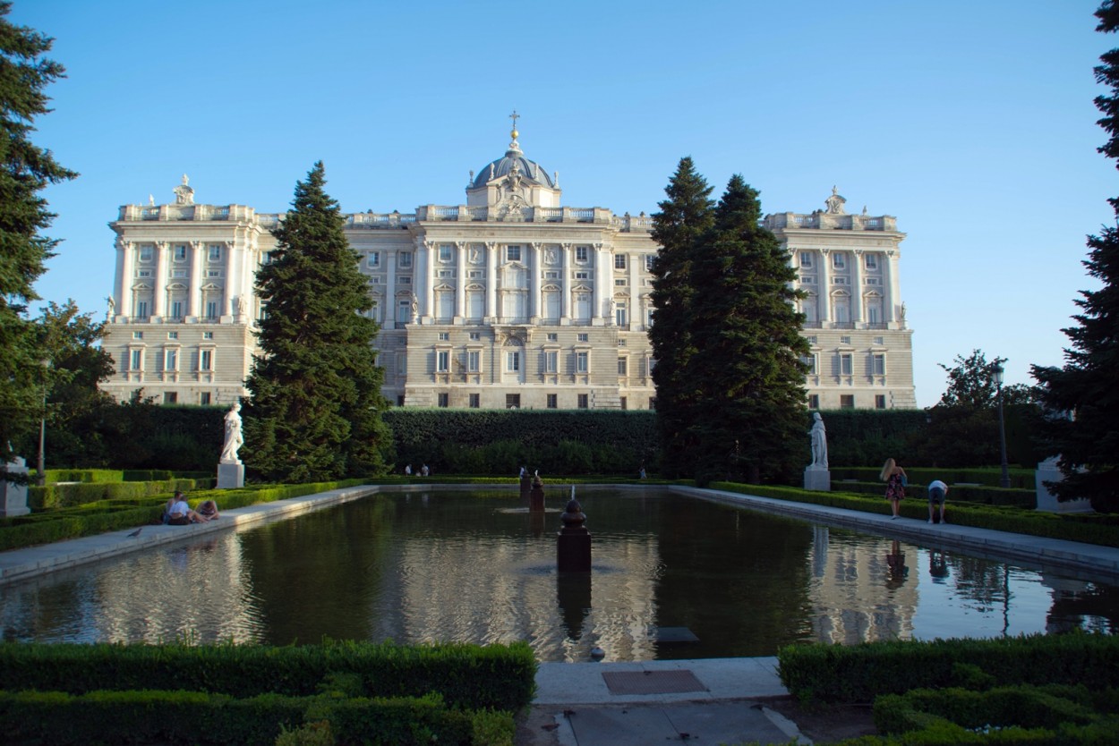 "**Palacio Real de Madrid**" de Antonio Snchez Gamas (cuky A. S. G. )