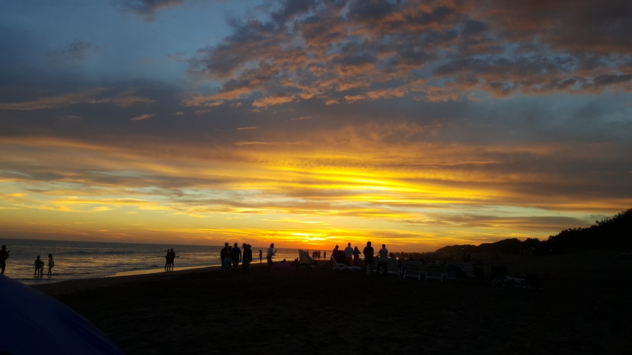 "Atardecer muy tranquilo." de Matias Etchegaray