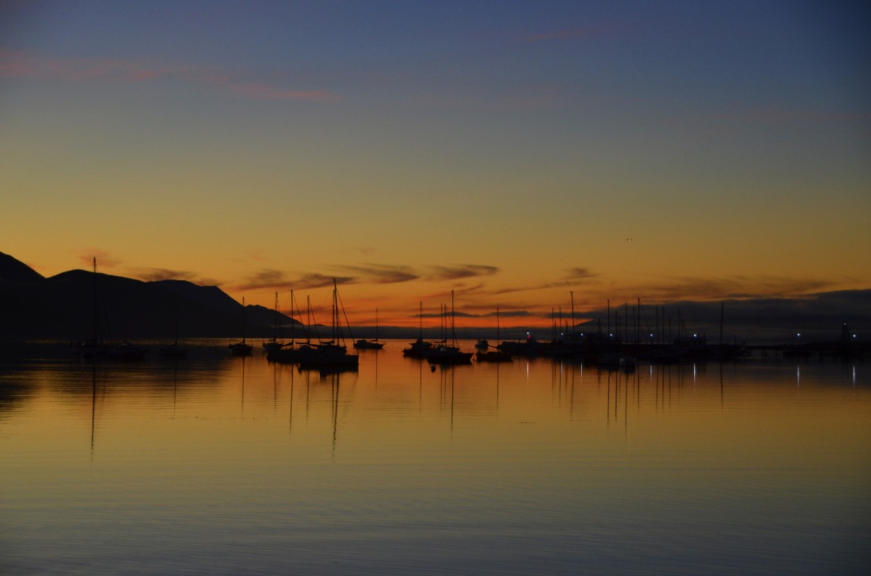 "Ushuaia amaneciendo" de Jose Torino