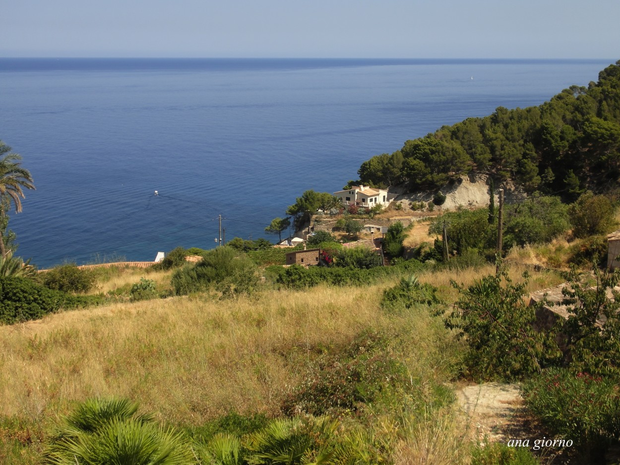 "Cerca del mar" de Ana Giorno