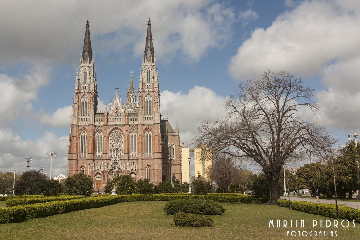 "Catedral, La Plata." de Martin Pedros