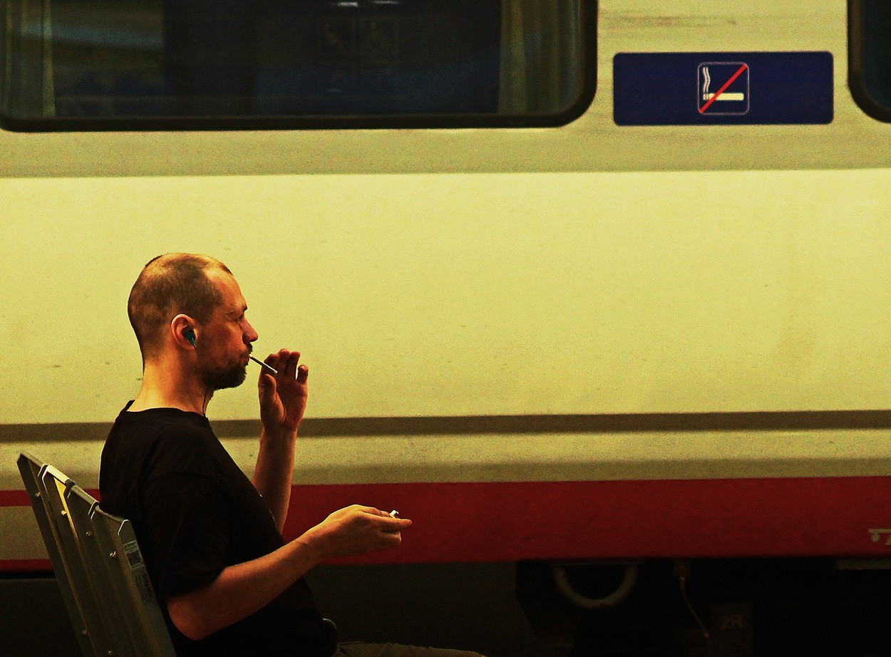 "Prohibido fumar." de Gerardo Saint Martn