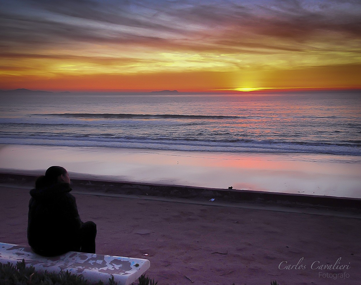 "Mirando el infinito" de Carlos Cavalieri