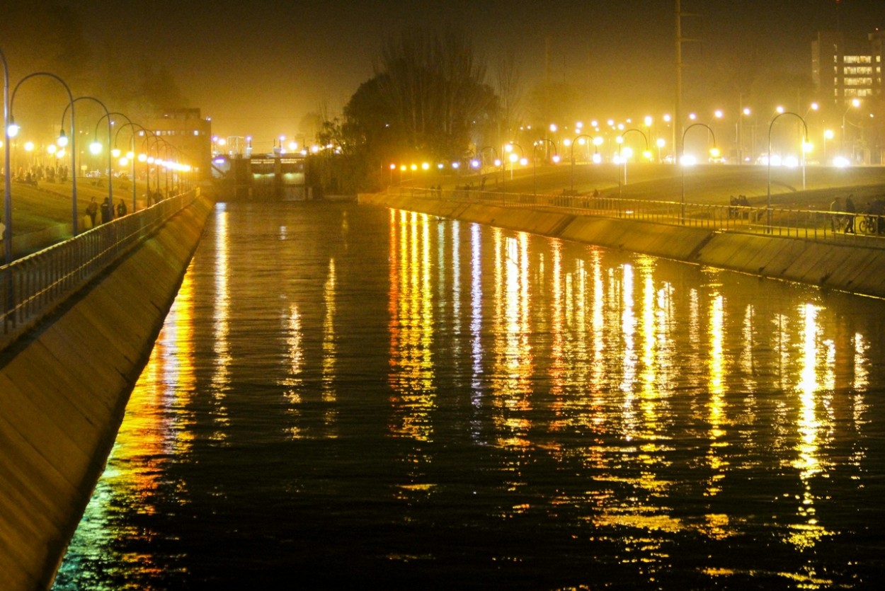 "Nocturna en el Canal" de Marta Dominici