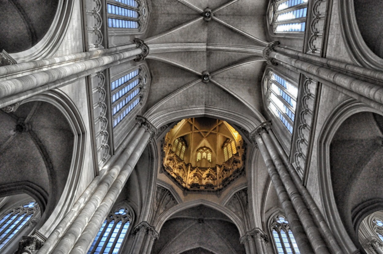 "La Catedral..." de Maria Isabel Hempe