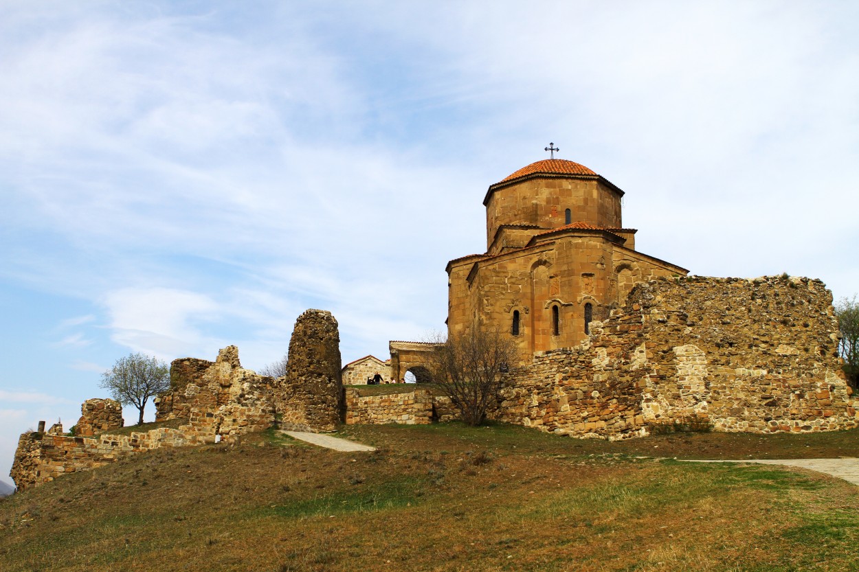 "Monasterio Jvali, Georgia" de Alejandro Pianko