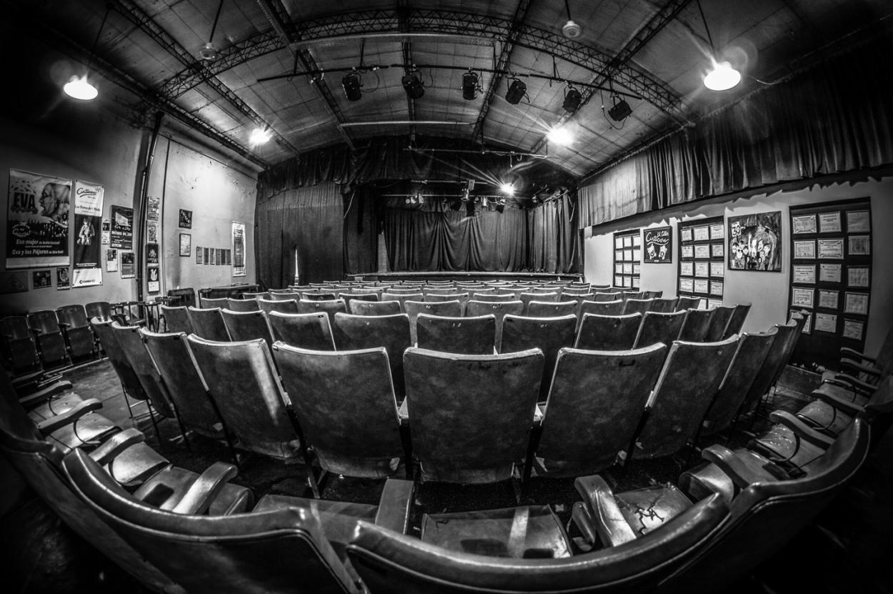 "La sala de teatro" de Fernando Valdez Vazquez